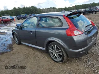 2010 Volvo C30 z VIN YV1672MK4A2179639, wystawiony jako Copart lot #64208674 z przebiegiem 111 494 mil mil oraz Szkody całkowita. Historia ofert i sprzedaży dostępna na DreamBid. Obrazek 2.