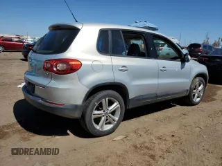 2010 Volkswagen Tiguan S with VIN WVGAV7AX7AW531751, listed as a Copart auction lot 44072965 with 141,838 mi miles and Clean title. Bid and sale history available at DreamBid. Image 3.