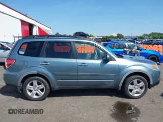2010 Subaru Forester X Premium with VIN JF2SH6CC2AG743585, listed as a IAAI auction lot 42110290 with 263,942 mi miles and . Bid and sale history available at DreamBid. Image 14.
