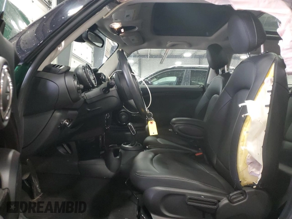 2020 MINI Hardtop Cooper with VIN WMWXR3C05L2M04273, listed as a Copart auction lot 59867245 with 21,750 mi miles and Salvage title. Bid and sale history available at DreamBid. Image 7.
