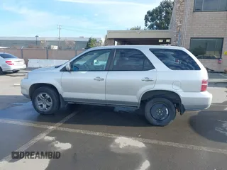 2004 Acura MDX with VIN 2HNYD18294H545516, listed as a IAAI auction lot 41620110 with 220,246 mi miles. Bid and sale history available at carsss.com. Image 15.