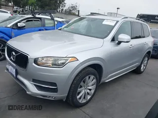 2016 Volvo XC90 T6 Momentum с VIN YV4A22PK5G1033319, выставлен на аукционе IAAI как лот 41870682 с пробегом 85 697 миль миль и . История ставок и продаж доступна на DreamBid. Изображение 17.