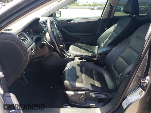 2013 Volkswagen Jetta SE with VIN 3VWDP7AJ5DM355176, listed as a Copart auction lot 60324525 with 192,226 mi miles and Salvage title. Bid and sale history available at DreamBid. Image 7.