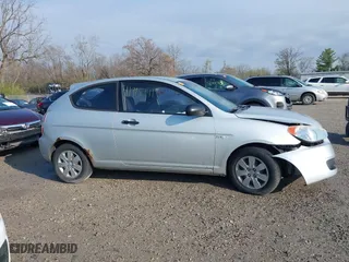 2010 Hyundai Accent GS with VIN KMHCM3AC2AU164786, listed as a IAAI auction lot 41995191 with 148,174 mi miles. Bid and sale history available at carsss.com. Image 13.