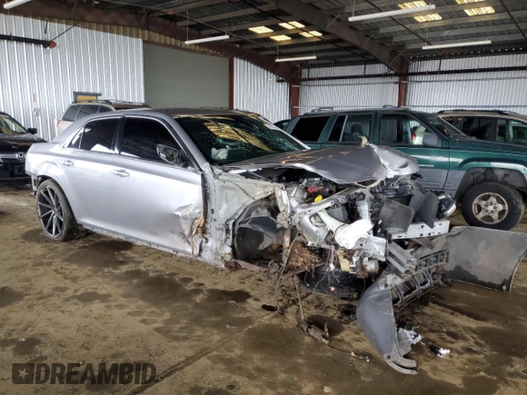 2014 Chrysler 300 with VIN 2C3CCAET6EH118283, listed as a Copart auction lot 86757084 with 113,641 mi miles and Salvage Title. Bid and sale history available at carsss.com. Image 4.