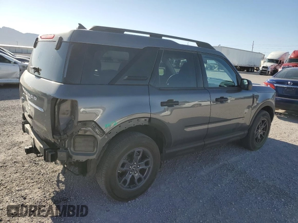 2022 Ford Bronco Sport Big Bend z VIN 3FMCR9B68NRE04126, wystawiony jako Copart lot #55980415 z przebiegiem 34 039 mil mil oraz Szkoda całkowita • Salvage title. Historia ofert i sprzedaży dostępna na DreamBid. Obrazek 3.