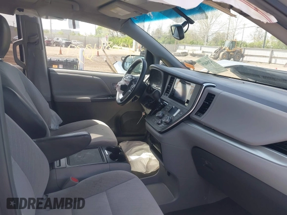 2017 Toyota Sienna LE with VIN 5TDJZ3DC2HS166433, listed as a IAAI auction lot 42084039 with 121,540 mi miles and . Bid and sale history available at DreamBid. Image 5.