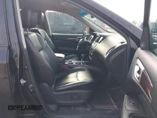 2013 Nissan Pathfinder SL z VIN 5N1AR2MM6DC615946, wystawiony jako IAAI lot #42325491 z przebiegiem 147 544 mil mil oraz . Historia ofert i sprzedaży dostępna na DreamBid. Obrazek 5.