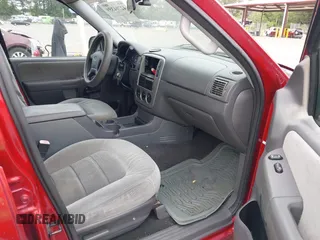 2005 Ford Explorer XLT with VIN 1FMZU73K55UC05164, listed as a IAAI auction lot 42704359 with 201,577 mi miles and . Bid and sale history available at DreamBid. Image 5.