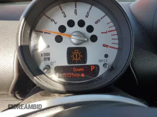 2014 MINI Countryman with VIN WMWZB3C5XEWR42035, listed as a Copart auction lot 61846725 with 105,131 mi miles and Salvage title. Bid and sale history available at DreamBid. Image 9.