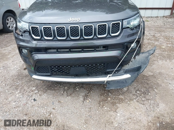 2024 Jeep Compass Limited z VIN 3C4NJDCN4RT608573, wystawiony jako IAAI lot #42510349 z przebiegiem 30 391 mil mil oraz . Historia ofert i sprzedaży dostępna na DreamBid. Obrazek 6.