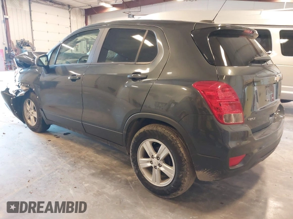 2020 Chevrolet Trax LS with VIN 3GNCJKSB5LL197234, listed as a IAAI auction lot 41821554 with 34,159 mi miles. Bid and sale history available at carsss.com. Image 3.
