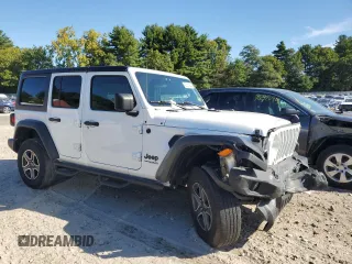 2022 Jeep Wrangler Unlimited High Tide with VIN 1C4HJXDG9NW132131, listed as a Copart auction lot 69314354 with 33,711 mi miles and Salvage Title. Bid and sale history available at DreamBid. Image 4.