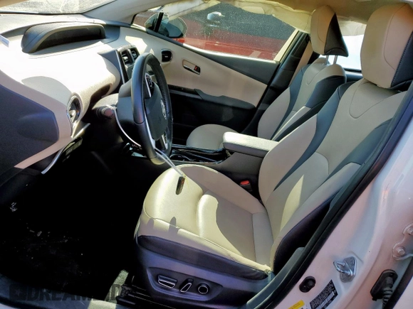 2017 Toyota Prius Two z VIN JTDKARFUXH3038947, wystawiony jako Copart lot #56379015 z przebiegiem 64 230 mil mil oraz Szkoda całkowita • Salvage title. Historia ofert i sprzedaży dostępna na DreamBid. Obrazek 7.