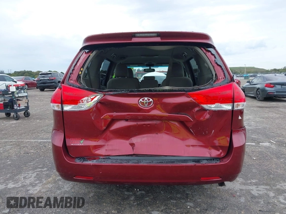2012 Toyota Sienna LE AAS with VIN 5TDKK3DC2CS193746, listed as a IAAI auction lot 41656325 with 170,049 mi miles. Bid and sale history available at carsss.com. Image 16.