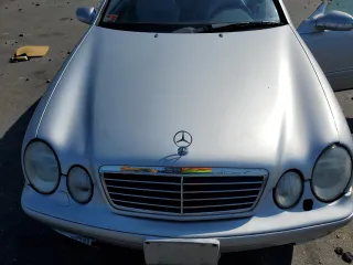 2002 Mercedes-Benz CLK 320/430 with VIN WDBLK70G32T108710, listed as a Copart auction lot 69556774 with 147,268 mi miles and Salvage Title. Bid and sale history available at DreamBid. Image 11.