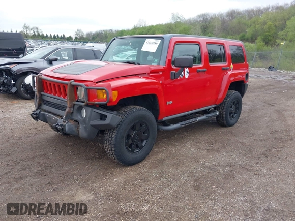 2007 Hummer H3 SUV with VIN 5GTDN13E978240989, listed as a IAAI auction lot 42169980 with 136,129 mi miles. Bid and sale history available at carsss.com. Image 2.