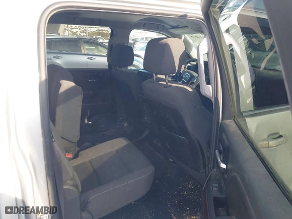 2014 GMC Sierra 1500 SLE with VIN 3GTU2UEC8EG234203, listed as a IAAI auction lot 41412535 with 157,735 mi miles. Bid and sale history available at carsss.com. Image 8.