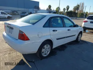 2007 Ford Focus S with VIN 1FAHP34N67W244433, listed as a IAAI auction lot 41539078 with 107,318 mi miles and . Bid and sale history available at DreamBid. Image 4.