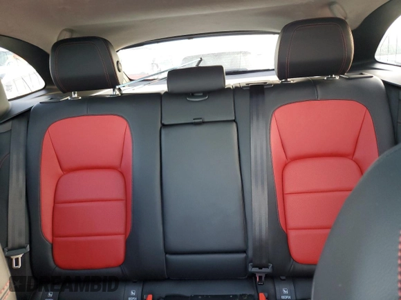 2020 Jaguar F-Pace 25t Checkered Flag Edition z VIN SADCP2FX4LA617865, wystawiony jako Copart lot #74434614 z przebiegiem Nie podano mil oraz Nie do naprawy • Non repairable. Historia ofert i sprzedaży dostępna na DreamBid. Obrazek 10.