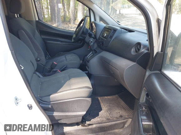 2016 Nissan NV200 S with VIN 3N6CM0KN1GK697513, listed as a IAAI auction lot 42072794 with 296,501 mi miles. Bid and sale history available at carsss.com. Image 5.