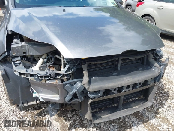 2012 Ford Focus SE with VIN 1FAHP3F29CL310052, listed as a IAAI auction lot 42671578 with 220,537 mi miles and . Bid and sale history available at DreamBid. Image 15.