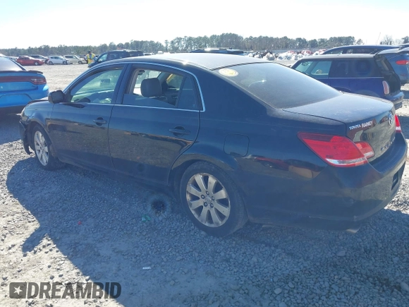 2005 Toyota Avalon XL with VIN 4T1BK36B25U012191, listed as a IAAI auction lot 38785162 with 230,071 mi miles and . Bid and sale history available at carsss.com. Image 3.