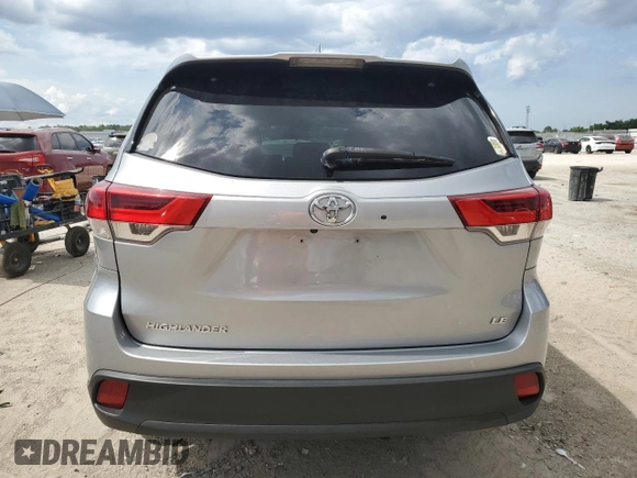 2018 Toyota Highlander LE with VIN 5TDZZRFH2JS284129, listed as a Copart auction lot 58466295 with 130,269 mi miles and Salvage title. Bid and sale history available at DreamBid. Image 6.
