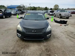 2015 Nissan Altima 2.5 SV with VIN 1N4AL3AP2FC143702, listed as a Copart auction lot 49917385 with 220,634 mi miles and Salvage Title. Bid and sale history available at carsss.com. Image 10.