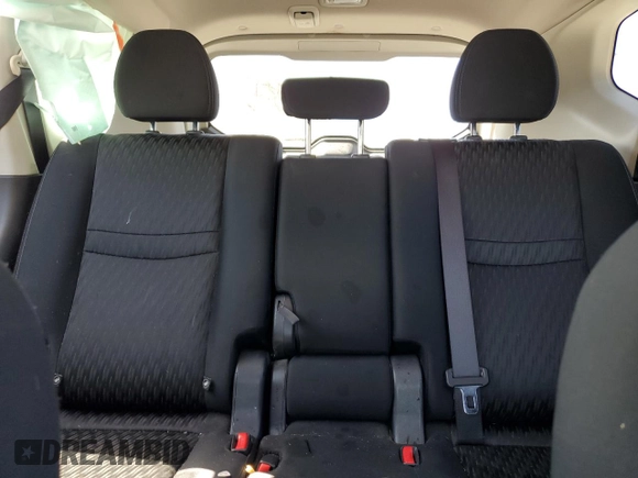 2017 Nissan Rogue SV z VIN KNMAT2MT2HP534275, wystawiony jako Copart lot #53000745 z przebiegiem 196 660 mil mil oraz Szkody całkowita. Historia ofert i sprzedaży dostępna na DreamBid. Obrazek 10.