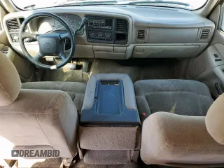 2002 Chevrolet Tahoe LS with VIN 1GNEC13T02R130570, listed as a Copart auction lot 61617185 with 166,467 mi miles and Clean title. Bid and sale history available at DreamBid. Image 8.