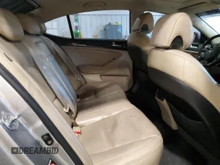 2014 Kia Cadenza Premium with VIN KNALN4D75E5138704, listed as a Copart auction lot 49497395 with 146,812 mi miles and Clean Title. Bid and sale history available at carsss.com. Image 10.
