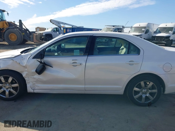 2010 Mercury Milan Premier with VIN 3MEHM0JAXAR616108, listed as a IAAI auction lot 41581286 with 63,534 mi miles and . Bid and sale history available at DreamBid. Image 14.