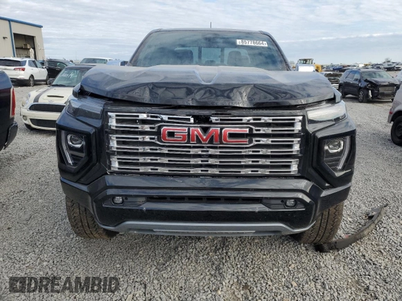 2024 GMC Canyon 4WD Denali with VIN 1GTP6FEK0R1122116, listed as a Copart auction lot 85778664 with 2,834 mi miles and Salvage Title. Bid and sale history available at carsss.com. Image 5.