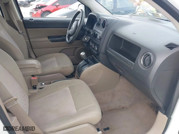 2012 Jeep Compass Latitude with VIN 1C4NJDEB1CD697955, listed as a IAAI auction lot 41655952 with 78,525 mi miles. Bid and sale history available at carsss.com. Image 5.