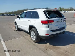 2022 Jeep Grand Cherokee Laredo X z VIN 1C4RJFAG7NC149692, wystawiony jako IAAI lot #42119197 z przebiegiem 37 835 mil mil oraz . Historia ofert i sprzedaży dostępna na DreamBid. Obrazek 3.