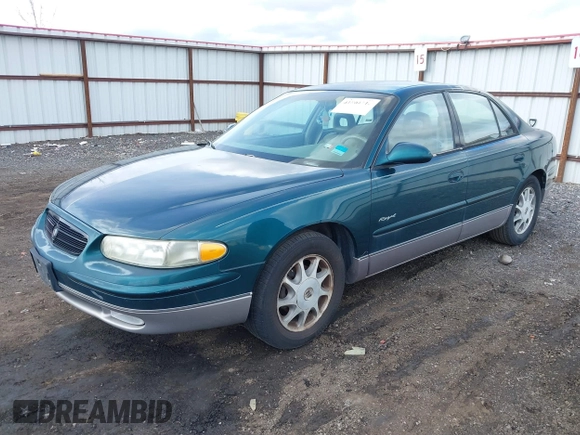 1998 Buick Regal GS with VIN 2G4WF5211W1484975, listed as a IAAI auction lot 41804514 with 168,850 mi miles. Bid and sale history available at carsss.com. Image 2.