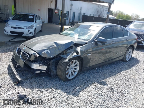 2014 BMW 5 Series 535i with VIN WBA5B1C53ED476527, listed as a IAAI auction lot 41827504 with Not Provided miles. Bid and sale history available at carsss.com. Image 18.