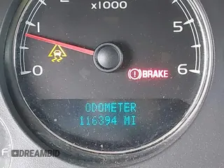2007 Chevrolet Tahoe LS z VIN 1GNFC13C77R262981, wystawiony jako IAAI lot #41457057 z przebiegiem 116 394 mil mil oraz . Historia ofert i sprzedaży dostępna na DreamBid. Obrazek 15.