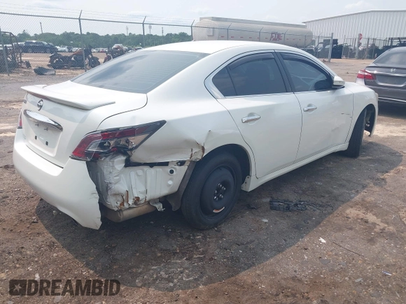 2013 Nissan Maxima SV z VIN 1N4AA5AP0DC841188, wystawiony jako IAAI lot #42408083 z przebiegiem 120 939 mil mil oraz . Historia ofert i sprzedaży dostępna na DreamBid. Obrazek 4.