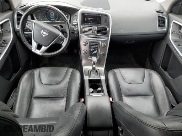 2015 Volvo XC60 T5 Drive-E Platinum с VIN YV440MDD1F2565146, выставлен на аукционе Copart как лот 48295395 с пробегом 129 232 миль миль и Чистый • Clean title. История ставок и продаж доступна на DreamBid. Изображение 8.