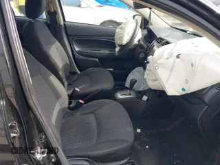 2019 Mitsubishi Mirage ES z VIN ML32A3HJ6KH015050, wystawiony jako IAAI lot #42356249 z przebiegiem 54 075 mil mil oraz . Historia ofert i sprzedaży dostępna na DreamBid. Obrazek 5.