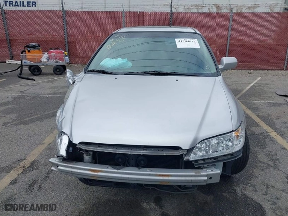 2002 Honda Accord Sdn SE with VIN JHMCG66802C013856, listed as a IAAI auction lot 41784033 with 143,994 mi miles. Bid and sale history available at carsss.com. Image 13.