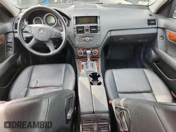 2009 Mercedes-Benz C 300 Sport с VIN WDDGF81X29R055670, выставлен на аукционе Copart как лот 63527735 с пробегом Не указан миль и Чистый • Clean title. История ставок и продаж доступна на DreamBid. Изображение 8.