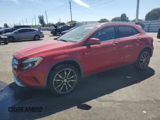 2015 Mercedes-Benz GLA 250 z VIN WDCTG4EB9FJ180845, wystawiony jako Copart lot #49982115 z przebiegiem 114 966 mil mil oraz Tytuł czysty. Historia ofert i sprzedaży dostępna na DreamBid. Obrazek 1.