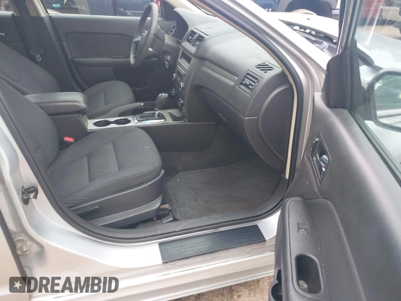 2012 Ford Fusion SE with VIN 3FAHP0HA2CR155977, listed as a IAAI auction lot 42531442 with 113,390 mi miles and . Bid and sale history available at DreamBid. Image 5.