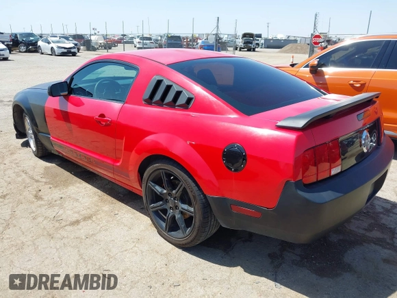 2007 Ford Mustang Deluxe with VIN 1ZVFT80N575345515, listed as a IAAI auction lot 42008753 with 165,871 mi miles and . Bid and sale history available at DreamBid. Image 3.