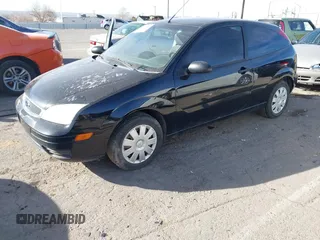 2005 Ford Focus S with VIN 3FAFP31NX5R130978, listed as a IAAI auction lot 41478955 with 217,380 mi miles and . Bid and sale history available at carsss.com. Image 2.