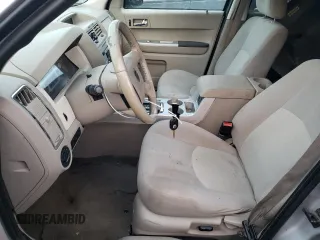 2008 Mercury Mariner with VIN 4M2CU39H78KJ28676, listed as a Copart auction lot 85827374 with 170,534 mi miles and Salvage title. Bid and sale history available at DreamBid. Image 7.
