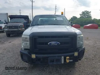 2011 Ford F-350 XL with VIN 1FD7X3A62BEC97501, listed as a IAAI auction lot 42223063 with 171,111 mi miles and . Bid and sale history available at DreamBid. Image 12.